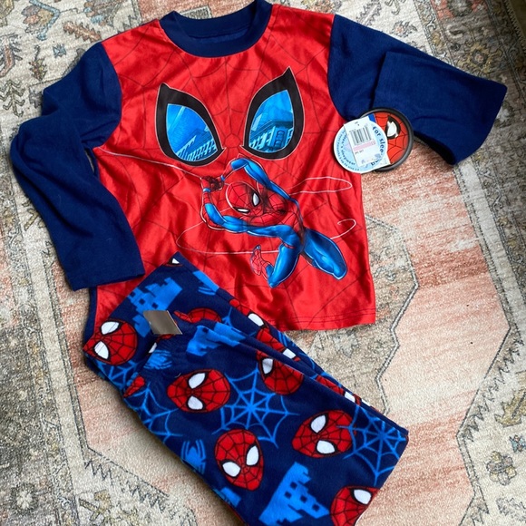 Marvel Pajamas Nwt Spiderman Two Piece Pajamas Poshmark